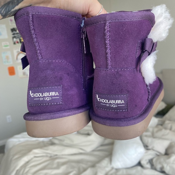 ❌SOLD❌ Girls Ugg Victoria mini boots - Picture 2 of 7